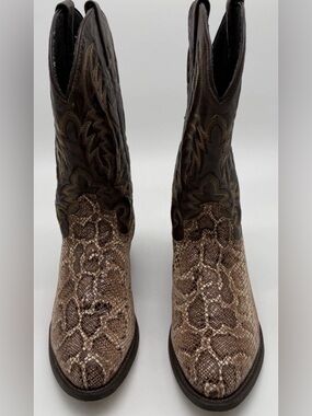 Laredo Monty Men’s 10 D Snakeskin Print Cowboy Western Boots Brown Pointed Toe